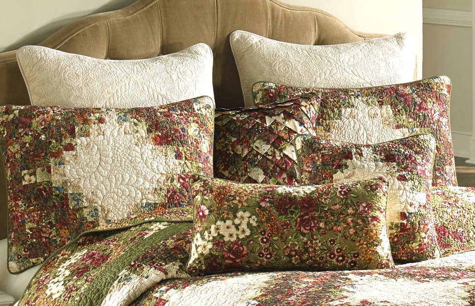 Donna Sharp Quilts Watercolor Irish Chain Quilt Collection by Donna